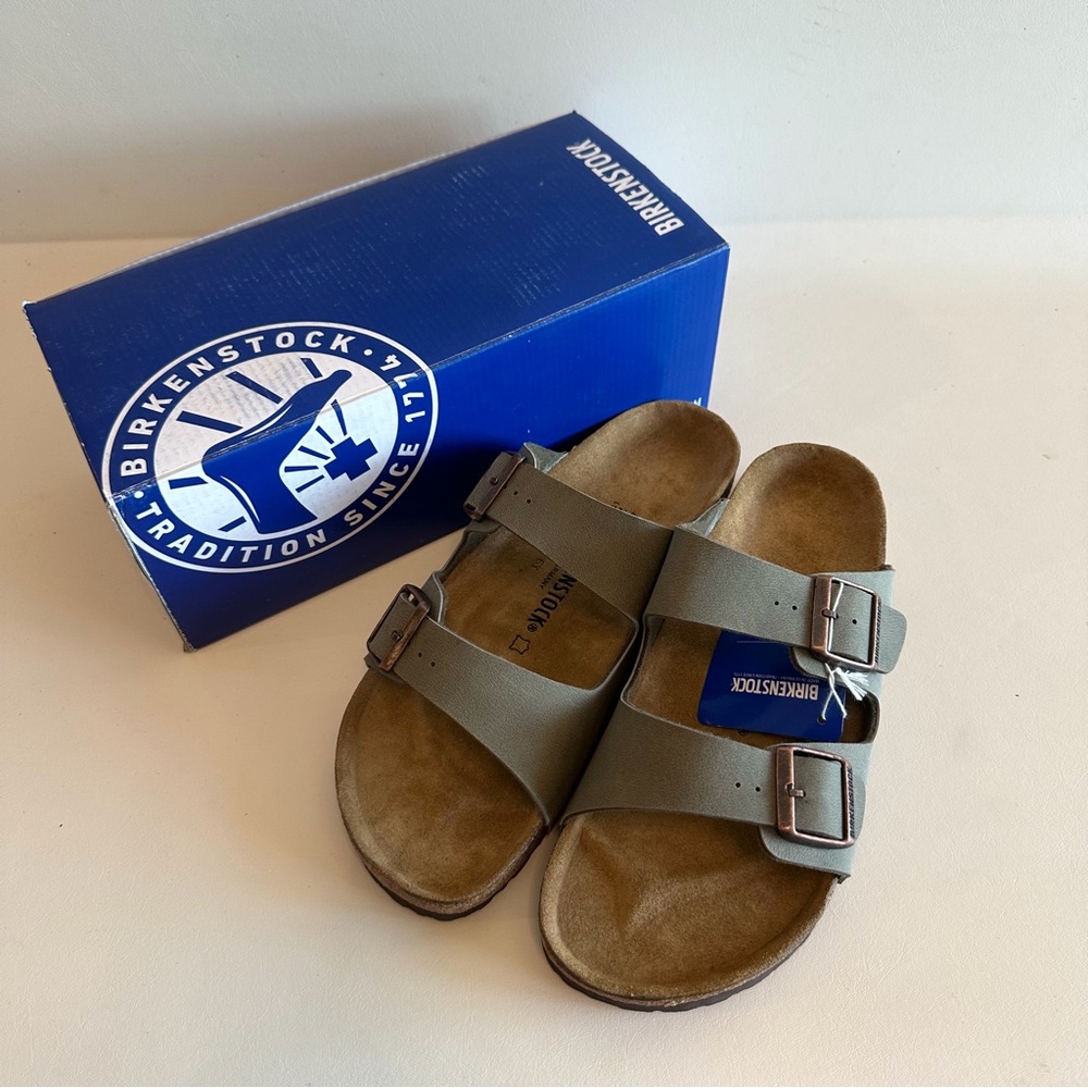 NWT Birkenstock Arizona Grey Stone Regular Fit EU38